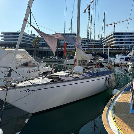 Hotel Unique Wooden Sail Yacht + 2 Bikes Included! San Adrián de Besós Zewnętrze zdjęcie