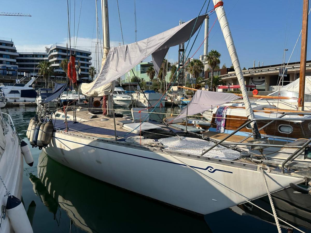 Hotel Unique Wooden Sail Yacht + 2 Bikes Included! San Adrián de Besós Zewnętrze zdjęcie