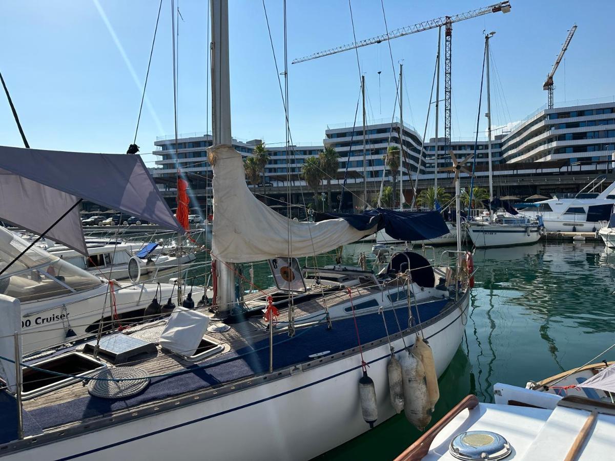 Hotel Unique Wooden Sail Yacht + 2 Bikes Included! San Adrián de Besós Zewnętrze zdjęcie
